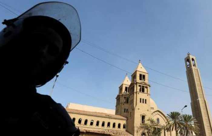 L'explosion d'une bombe près d'une église fait 13 morts en Egypte