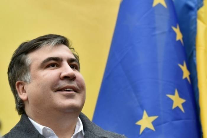 L'ex-président géorgien Saakachvili, devenu apatride, de passage en Pologne