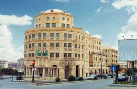 Sabiq deputatın “Globus Plaza”sı satışa çıxarıldı 