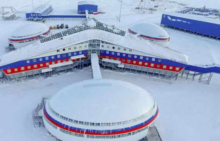 La Russie a construit une base militaire secrète dans l'Arctique - VIDEO