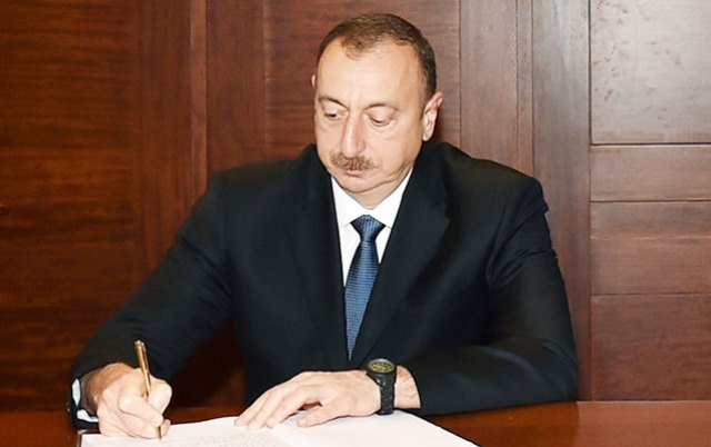 Prezident Qasımovu baş konsul təyin etdi