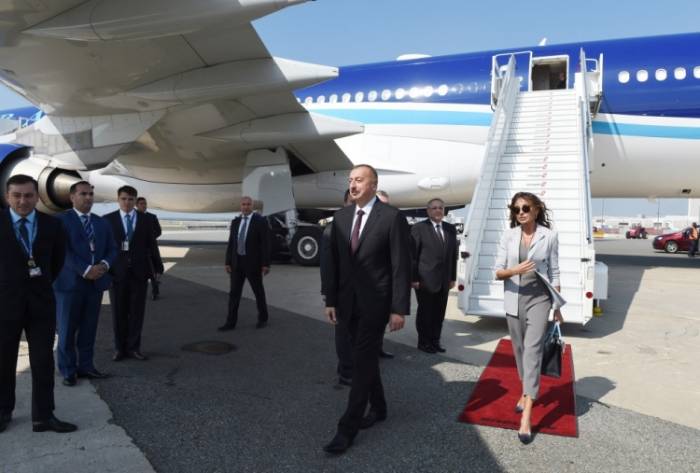 Präsident Ilham Aliyev in den Vereinigten Staaten eingetroffen