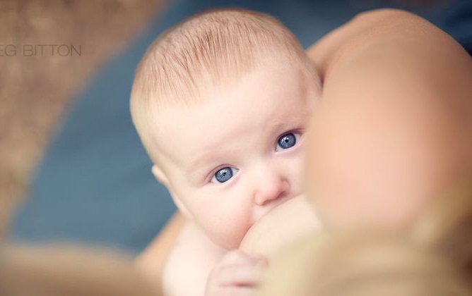 L`allaitement prolongé pourrait sauver la vie de 800.000 bébés chaque année