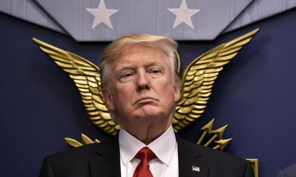 Le programme d`accueil des réfugiés suspendu par Donald Trump