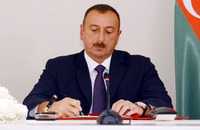 Prezident onlara fəxri ad verdi