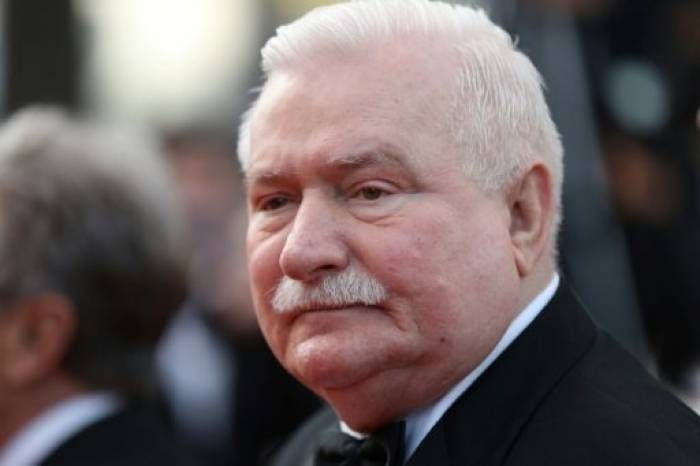 Pologne: Lech Walesa quitte l'hôpital mais doit se reposer