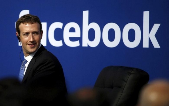 Facebook`s Zuckerberg questioned at trial  over virtual-reality technology