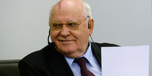 A la veille de ses 85 ans, Gorbatchev convaincu que la Russie surmontera la crise économique