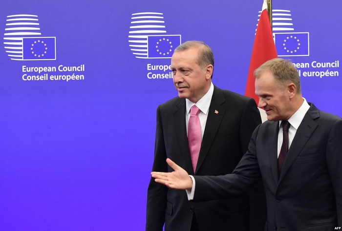 Donald Tusk appelle le sommet UE-Turquie le 29 novembre