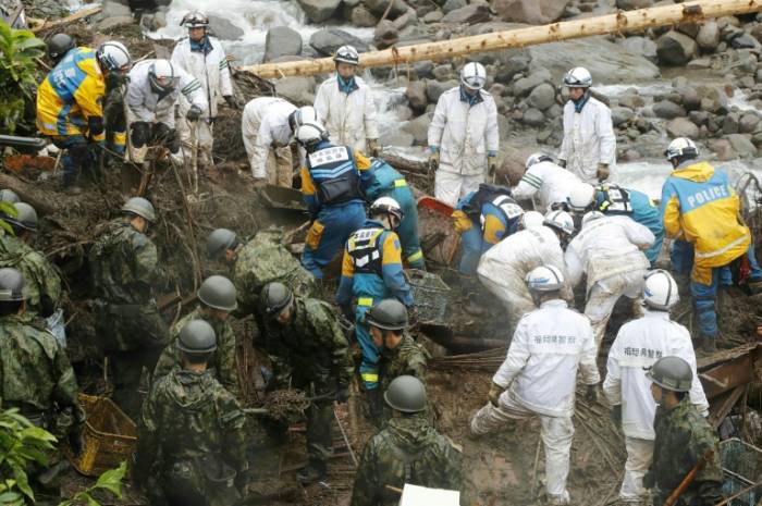 Japon: le bilan des inondations s'alourdit, 15 morts