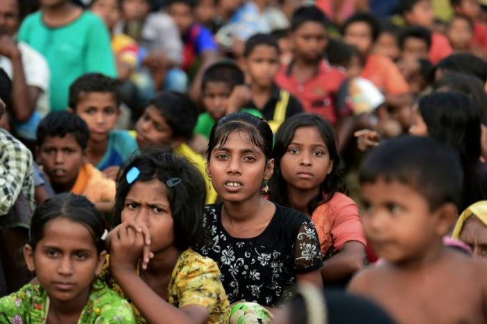La Birmanie va ouvrir des camps pour les Rohingyas déplacés