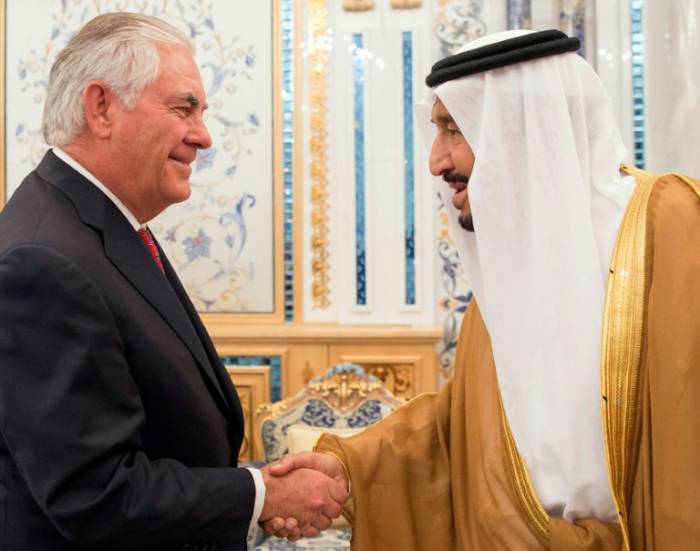 Crise du Golfe: fin de la mission de Tillerson sans succès apparent