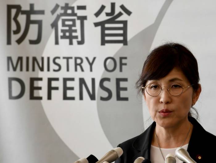 Japon: la ministre de la Défense démissionne, coup dur pour Shinzo Abe