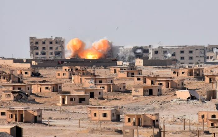 Syrie: 39 civils tués dans des raids aériens dans la province de Deir Ezzor (ONG)