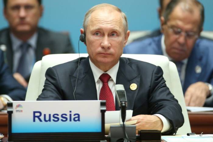 Corée du Nord: Poutine et Moon appellent au calme, divergent sur les sanctions