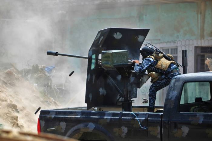 Les forces irakiennes luttent pour chasser l'EI de la Vieille ville de Mossoul