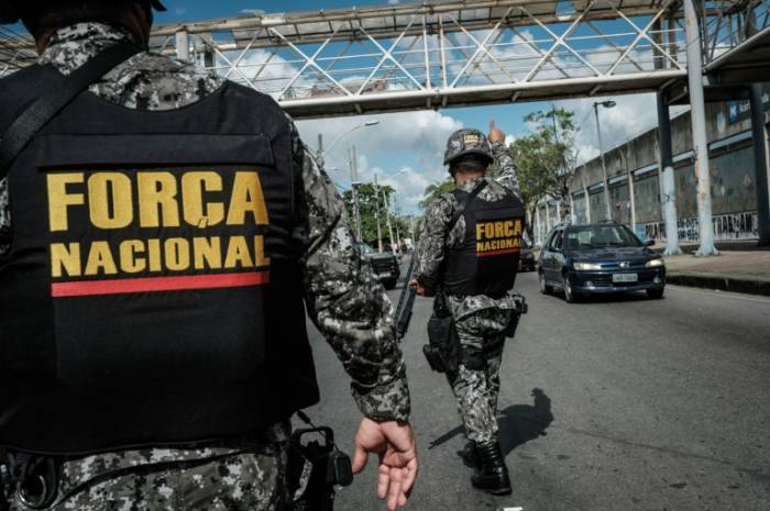 Brésil: Des milliers de soldats mobilisés à Rio pour rétablir la sécurité