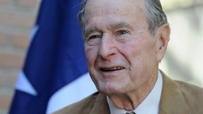 Bush senior soll 16-Jährige betatscht haben