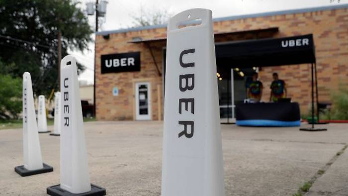 Uber  feuert 20 Mitarbeiter