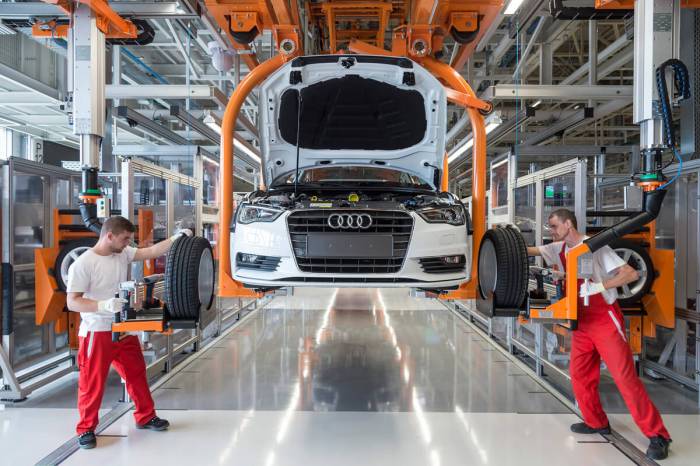 Audi ruft 330.000 Autos zurück