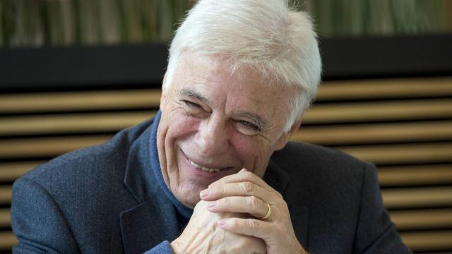 France: un humoriste ayant comparé Marine Le Pen à Hitler devant les juges