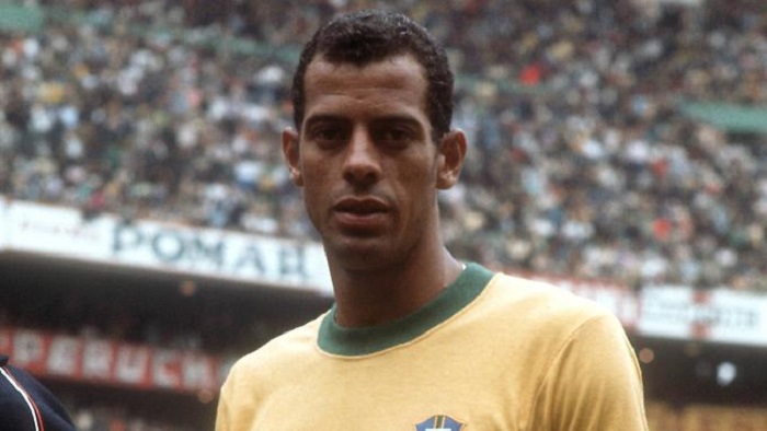 Brasilianischer WM-Kapitän von 1970 Fußball-Legende Carlos Alberto ist tot