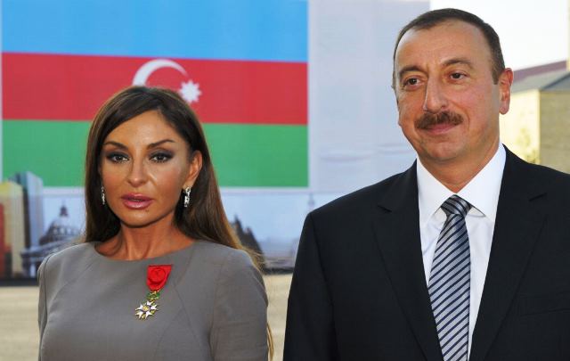 Ilham Aliyev participe à la cérémonie consacrée au bilan sportif de 2015