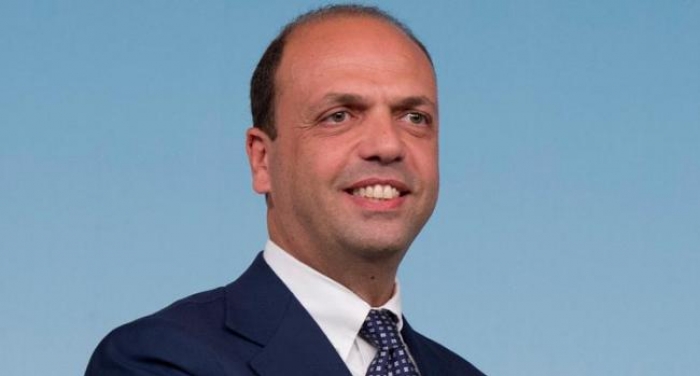 Italian FM invited to visit Azerbaijan