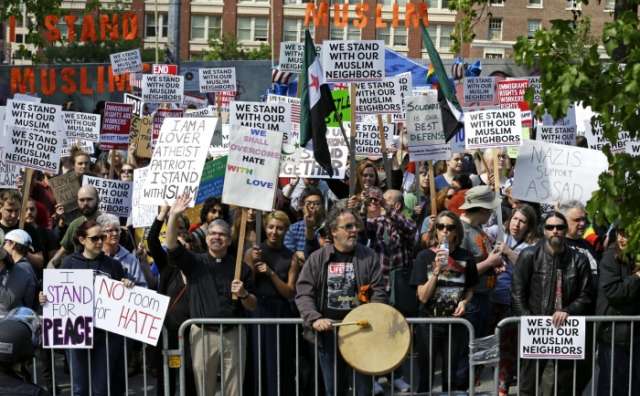 Rallies against Islamic law draw counter-protests across US