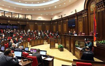 Armenian parliamentary meeting held amid protests