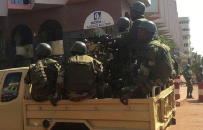 Attentat à Bamako: Deux suspects liés à l`attaque arrêtés