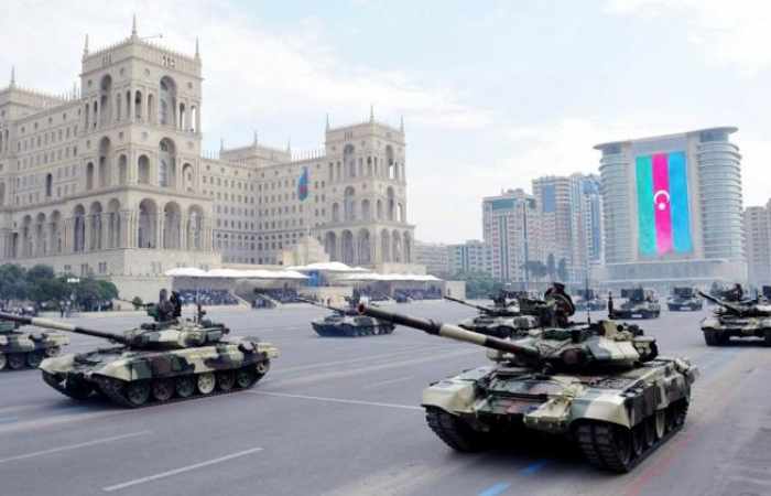Aserbaidschan: Von einem Land mit sowjetischer Industrie zu einem Waffen-Exporteur