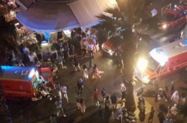 Terrible mouvement de panique: plusieurs blessés
