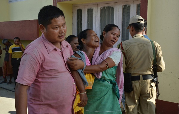 Fusillade sur un marché du nord-est de l`Inde: le bilan s`élève à 15 morts