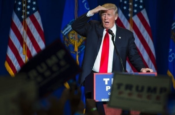 Trump salue Saddam Hussein pour avoir tué des "terroristes"