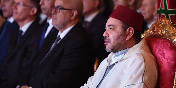 Le roi du Maroc paiera la défense du chanteur Saad Lamjarred inculpé de viol