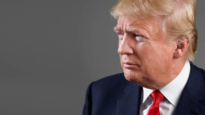 Trump veut un examen "en urgence" d'un décret anti-immigration "beaucoup plus strict"