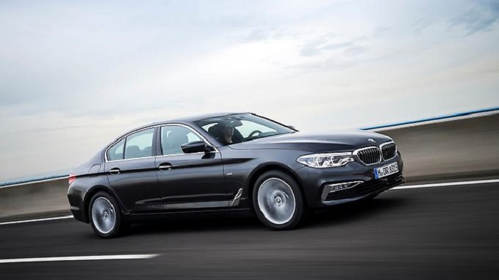 BMW schickt 5er gegen E-Klasse ins Rennen