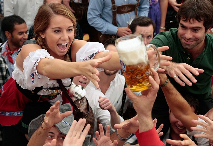 Media: Muslims in Germany launch the campaign to ban Octoberfest