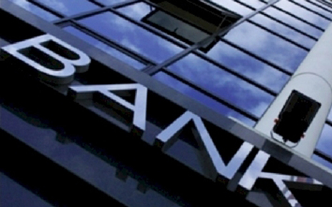 Banking sector end 11 months on AZN 1.3B-loss