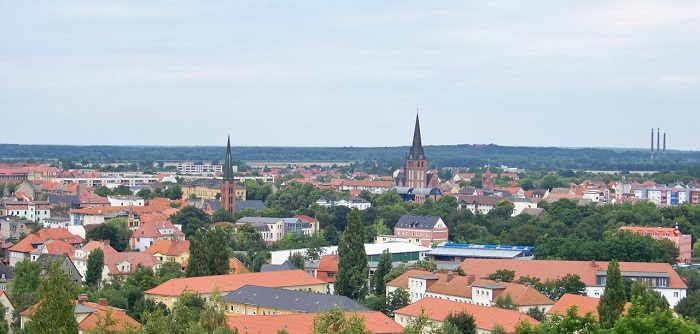 Unbekannter schießt 15-Jährigem in den Kopf