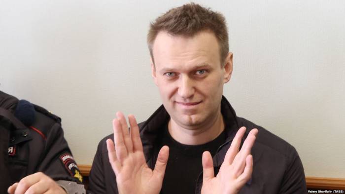 Le principal opposant russe, Alexeï Navalny, annonce avoir été libéré