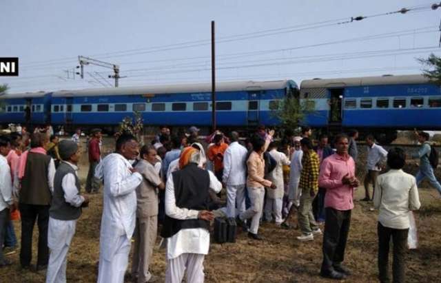 Explosion dans un train de passagers en Inde, 9 blessés