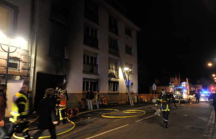 Strasbourg: 3 blessés graves dans un incendie