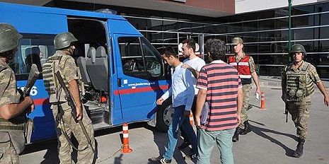 Turkish raids: mass arrest of suspected insurgents