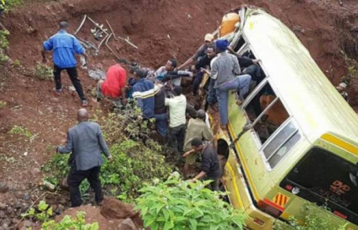 Plus de 30 morts, dont une majorité d'enfants, dans un accident de bus en Tanzanie