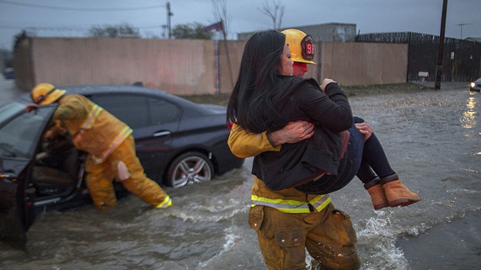 Californie : une crue soudaine fait au moins deux morts