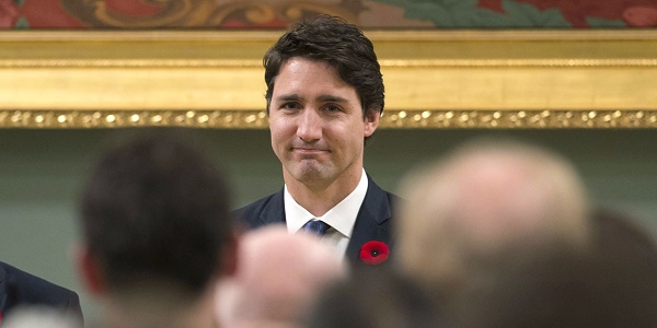 Canada : Justin Trudeau se porte à la défense du burkini