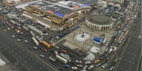 2 000 personnes ont été évacuées d’un marché à Moscou à cause d`une fausse alerte à la bombe