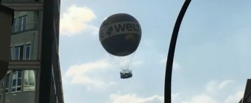 Berlin: une montgolfière contrainte d`atterrir en plein centre-ville